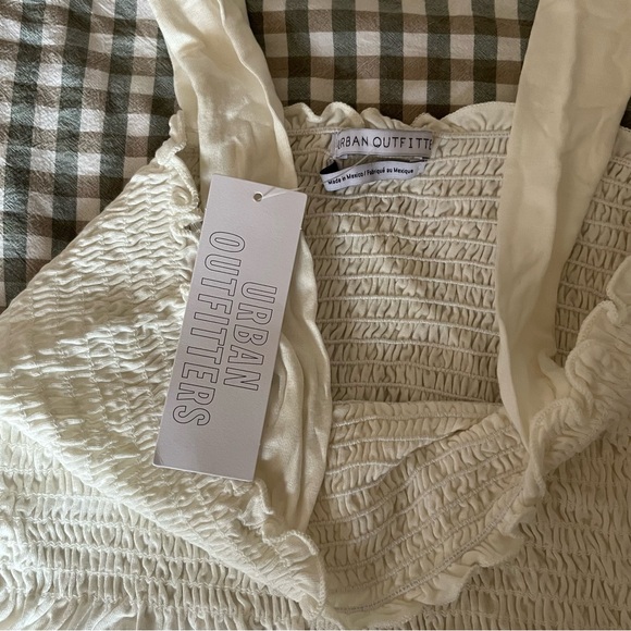 White Smocked Ruffle Top - Picture 4 of 7